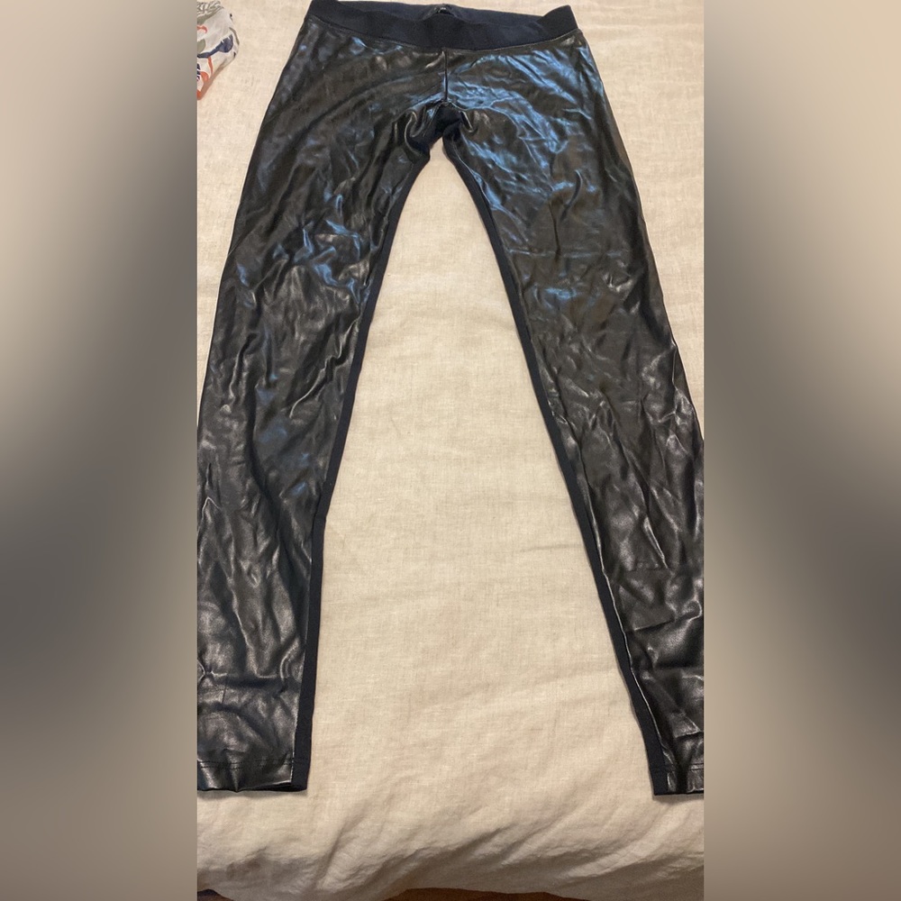 Hatch faux leather leggings